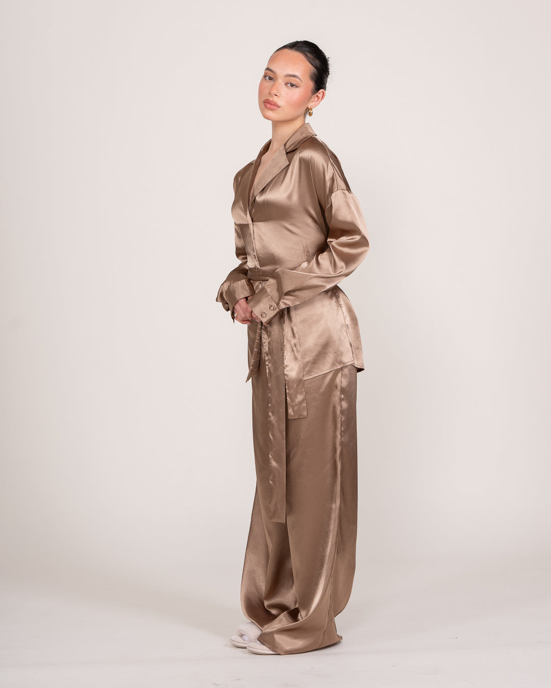 The Satin Classic: Mocha